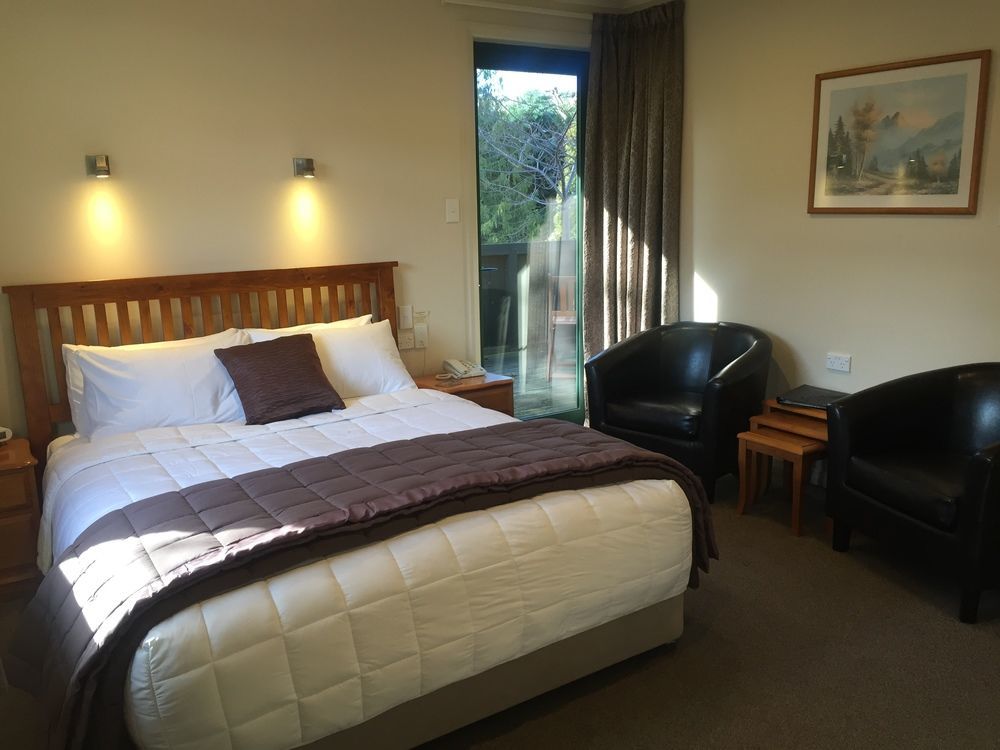 Lake Roxburgh Lodge Екстериор снимка