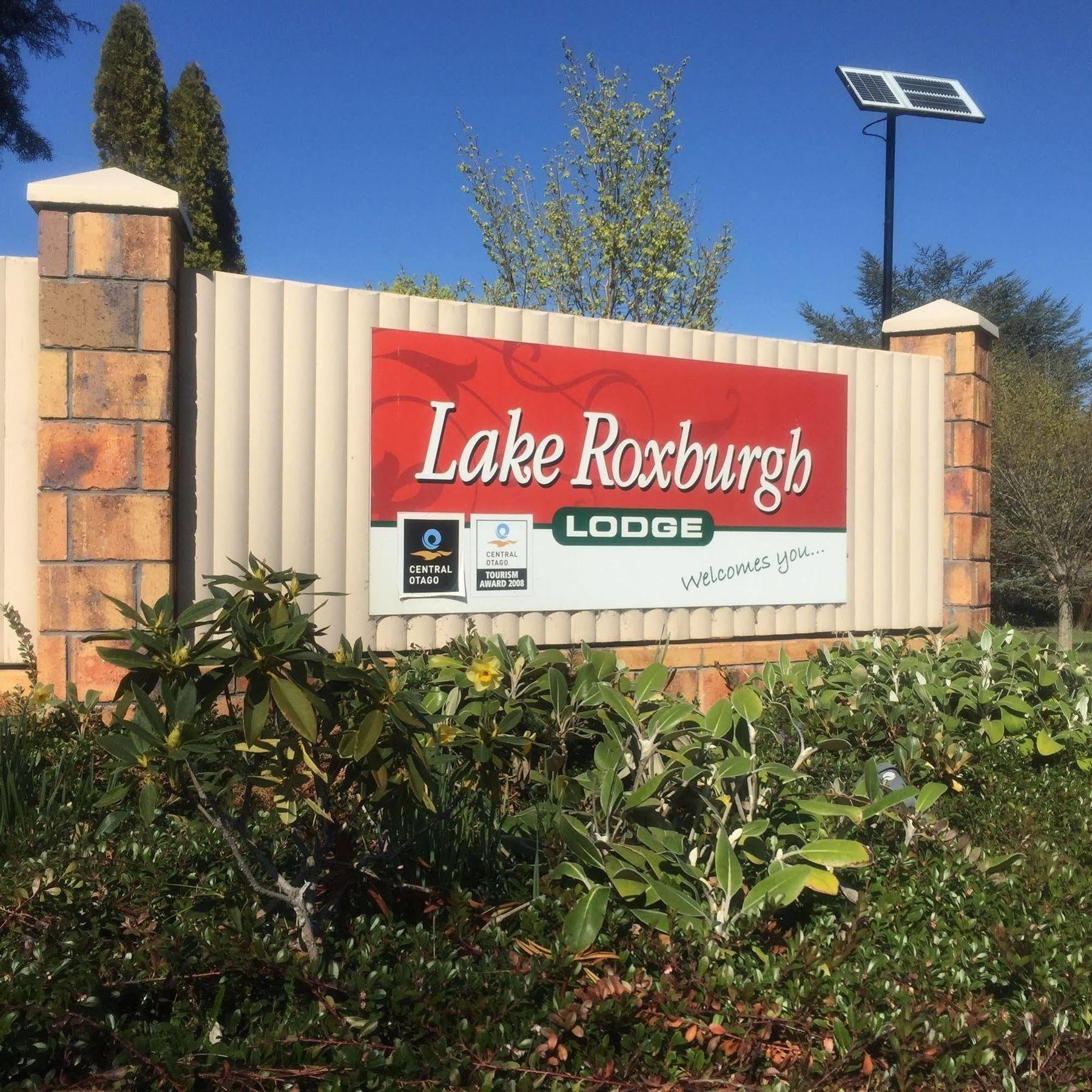 Lake Roxburgh Lodge Екстериор снимка