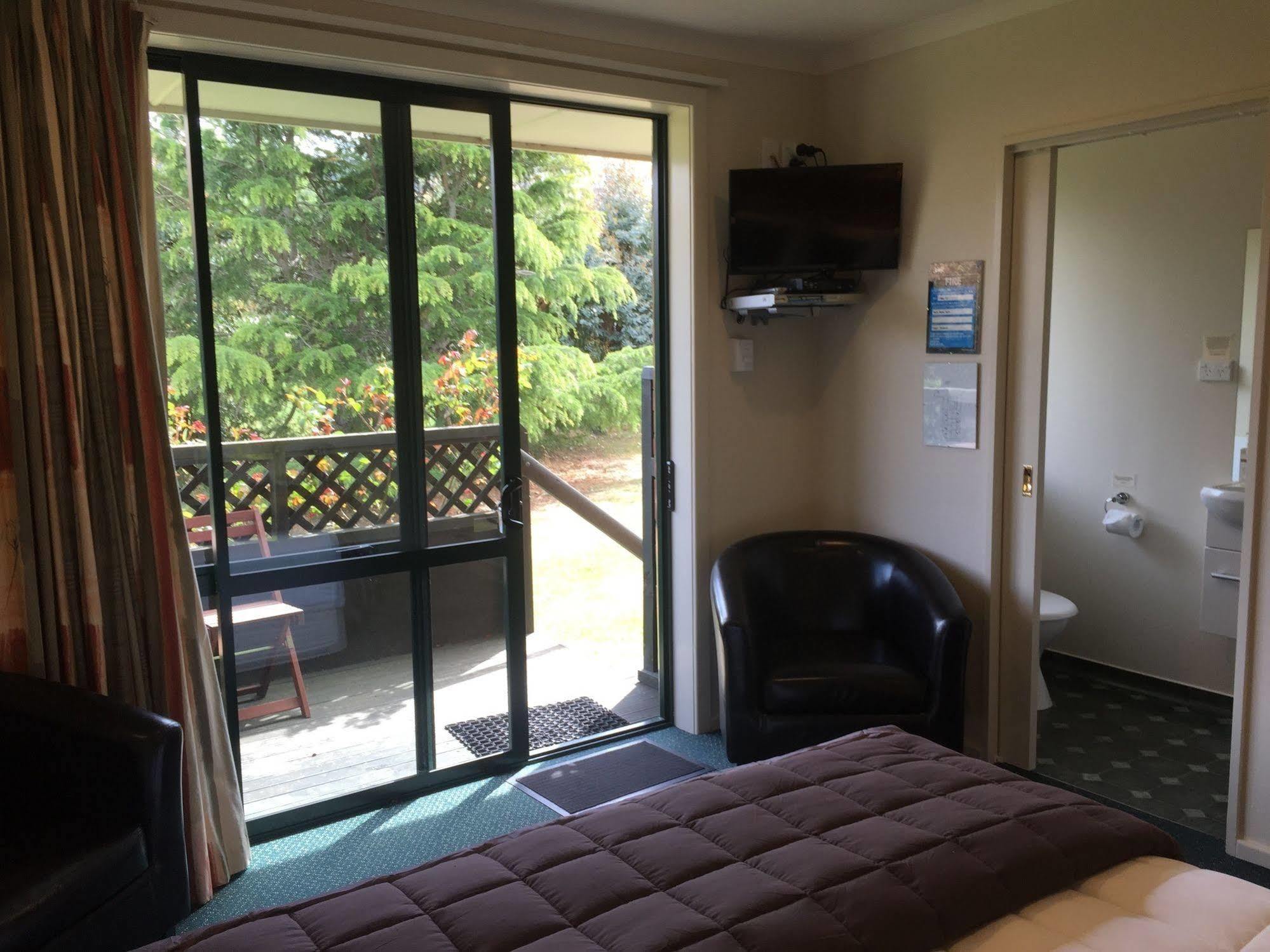 Lake Roxburgh Lodge Екстериор снимка