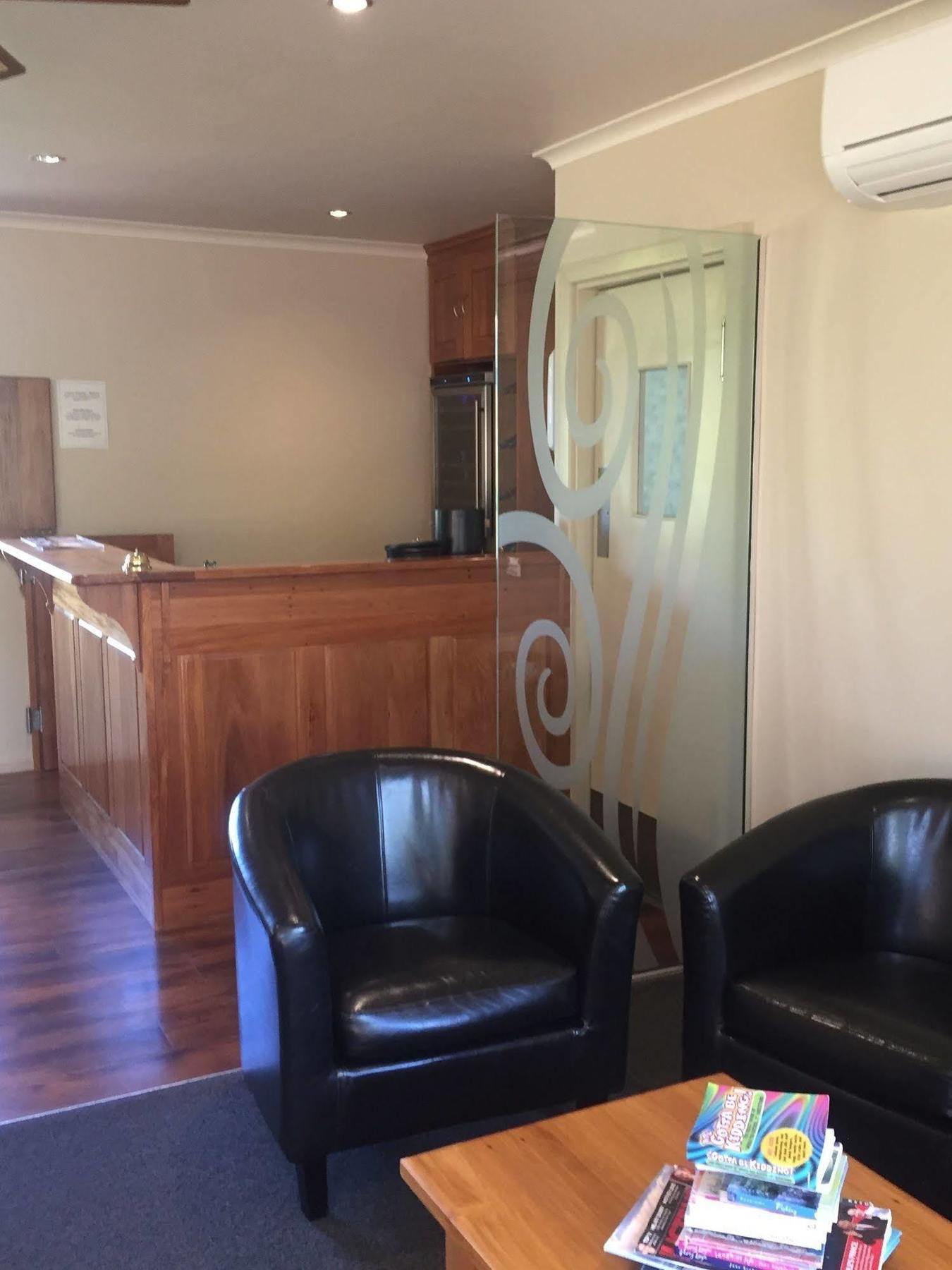 Lake Roxburgh Lodge Екстериор снимка